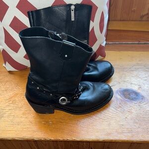 Harley Davidson Black Leather size 9 Ankle Boots with Buckle